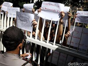 Pencari Suaka Demo di Kantor UNHCR
