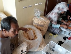 Modal Rp 50 Ribu, Perempuan Ini Raup Rp 50 Juta/Bulan dari Bisnis Snack