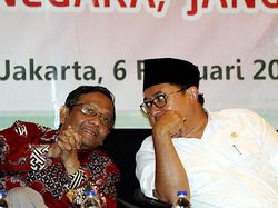 Mahfud VS Fadli Zon di Twitter soal Rizieq Tolak Dibantu