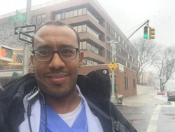 Larangan Trump Ditangguhkan, Dokter Sudan Senang Bisa Pulang ke AS