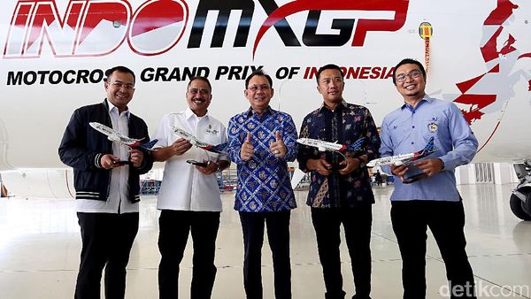 Indo MXGP di Badan Pesawat Sriwijaya Air