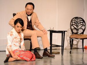 Bunga Roos dari Tjikembang Diadaptasi dari Sastra Melayu Tionghoa