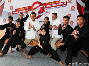 Aksi Pesilat di HUT Gerindra