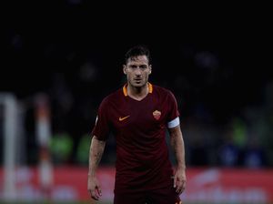 Roma, Bantu Totti Move On