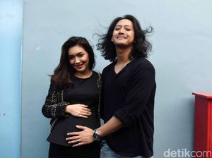Mesranya Melody Prima dan Sang Suami