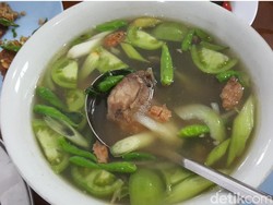 RM Taman Taktakan: Segarnya Sup Ikan Kuwe dan Tempe Penyet yang Menyengat