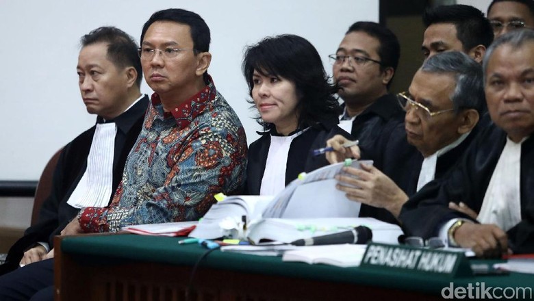 Sidang ke-9: Nelayan dan Ahli Kupas Pidato Ahok dan Reaksinya