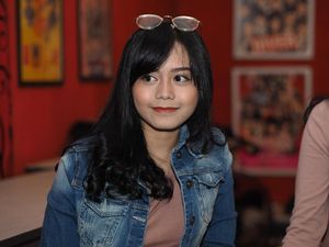 Sisil JKT48, Mahasiswi Hukum yang Ingin Jadi Notaris