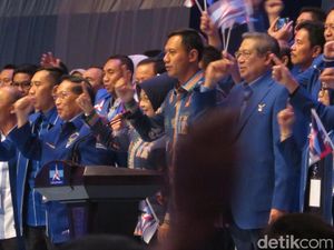 Didorong Jadi Capres oleh Kader PD, Agus Yudhoyono: Masih Jauh
