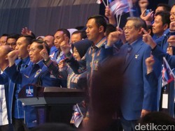 Didorong Jadi Capres oleh Kader PD, Agus Yudhoyono: Masih Jauh