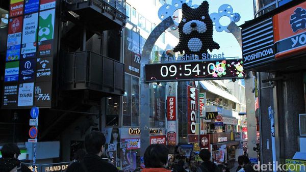 Belanja Sambil Cuci Mata di Harajuku, Jepang