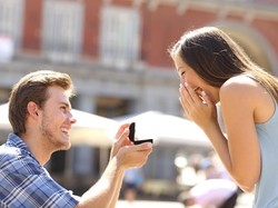 Nggak Bersyukur, Wanita Ini Marah Dikasih Cincin Rp 22 Juta Oleh Pacar