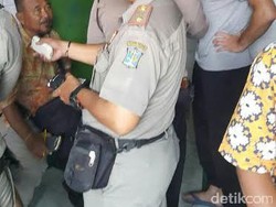 Seorang WN Inggris Diamankan Saat Razia Rumah Kos di Surabaya