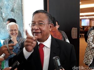 Darmin Percepat Penggunaan Kartu Sakti untuk Beras Sejahtera