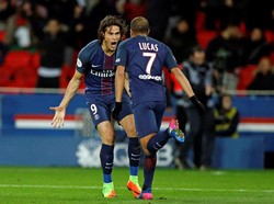 Cavani Buka Kemungkinan Balik ke Napoli