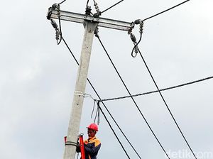 Dirut PLN: Konsumsi Listrik Turun 40% Selama Libur Lebaran Dirut PLN: Konsumsi Listrik Turun 40% Selama Libur Lebaran