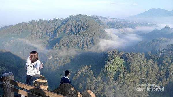 Foto: 5 Wisata Hits yang Punya Banyak Spot Foto di Bandung