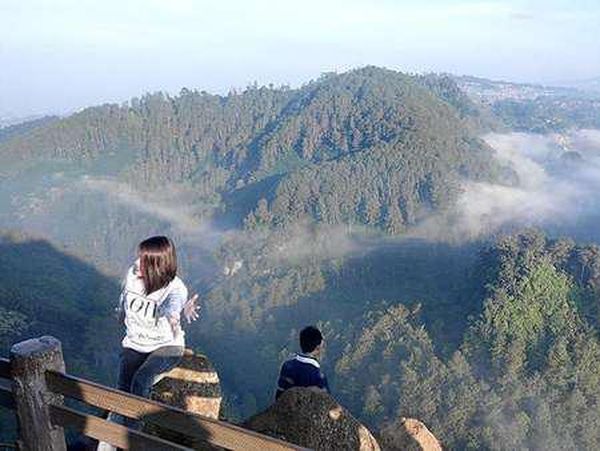Foto: 5 Wisata Hits yang Punya Banyak Spot Foto di Bandung