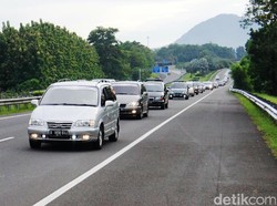 Komunitas Trajet Berkemah Bersama di Gunung Gede Pangrango