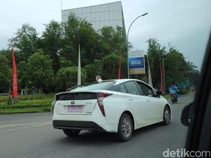Toyota Indonesia Masih Diskusikan Prius Generasi Keempat Toyota Indonesia Masih Diskusikan Prius Generasi Keempat