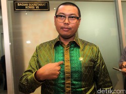 Di Paripurna, Mukhtar Tompo Kembali Singgung soal Chappy Hakim