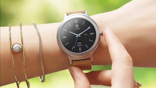 Lebih Dekat dengan Jam Android LG Style dan Sport
