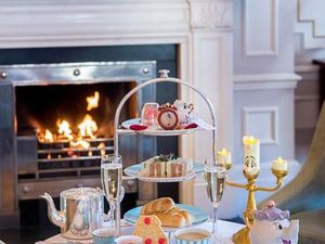 Afternoon Tea Cantik dengan Tema Beauty and the Beast Bisa Dinikmati di Kensington Hotel Afternoon Tea Cantik dengan Tema Beauty and the Beast Bisa Dinikmati di Kensington Hotel