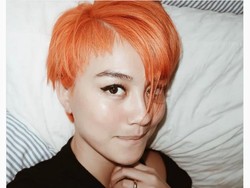 Gaya Rambut Baru, Agnez Mo Disebut Mirip Hayley Williams