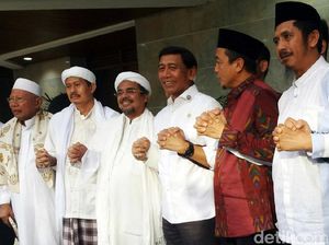 Bertemu, Habib Rizieq-Wiranto Kenang Romantisme Kawan Lama
