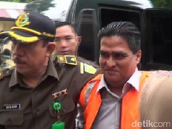 Hadiri Sidang, Pendukung Setia Doakan Dimas Kanjeng Dibebaskan