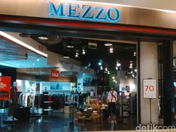 Y-3 Hingga Wakai Diskon 70% di Kuningan City, Sepatu Mulai dari Rp 79 Ribu