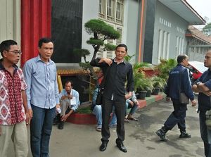 Pembunuhan Eno, Ortu Pelaku: Saya Belum Bisa Terima Vonis Mati Imam Pembunuhan Eno, Ortu Pelaku: Saya Belum Bisa Terima Vonis Mati Imam