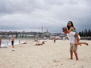 Arief Muhammad Posting Naik First Class: 3 Jam Sampe Amerika