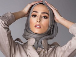Debenhams Akan Rilis Baju Muslimah, Kolaborasi dengan Brand Hijab Inggris