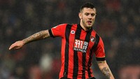 Jack Wilshere. Pemain Bournemouth itu sudah dilanggar 43 kali sepanjang Premier League 2016-17 sejauh ini. (Getty Images/Dan Mullan)