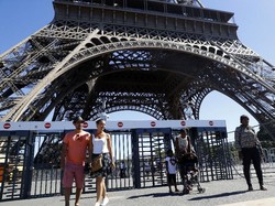 Eiffel Akan Dipasangi Dinding Kaca Antipeluru Setinggi 2,5 Meter