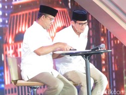 Saat Anies Minta Nasihat ke Sylvi Soal Pengelolaan Satpol PP