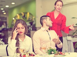 Hindari 10 Hal Ini Saat Kencan Valentine Bersama Pasangan (1)