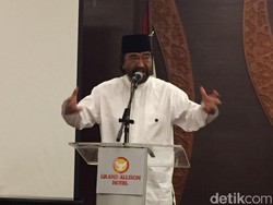Safari Politik di Papua, Surya Paloh Ajak Warga Junjung Toleransi