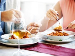 Gordon Ramsay Sebut Menu Ini Paling Tepat Disajikan Saat Kencan Pertama