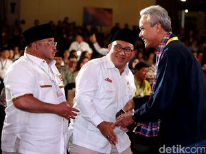 Datang ke Debat Pilgub DKI, Ganjar: Kasih Semangat Ahok-Djarot Datang ke Debat Pilgub DKI, Ganjar: Kasih Semangat Ahok-Djarot