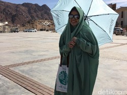 Dewi Sandra Berharap Punya Bisnis Fashion Sebesar Zara