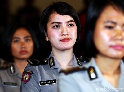 Polwan Cantik Ikut Amankan Debat Pamungkas