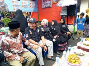 Jelang Debat, Sylviana Gerilya Lapangan Bersama Suami