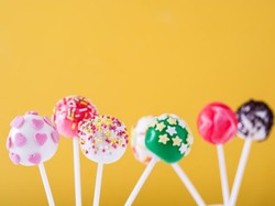 Bikin Cake Pop Cheesecake Bisa Dilakukan dengan 4 Langkah Ini