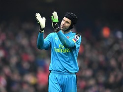 9 Fakta Petr Cech, si Kembar Tiga dan Helmnya yang Khas Itu