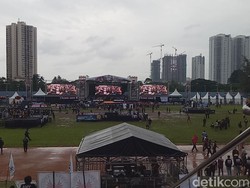 Begini Panggung dengan 3 Layar Besar untuk Kampanye #SATUkanJakarta
