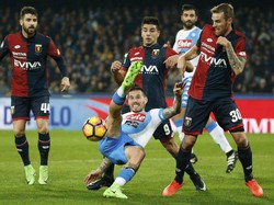 Napoli Tekuk Genoa 2-0