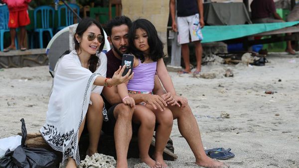 Mengintip Liburan Uki NOAH Bersama Keluarga di Gili Trawangan
