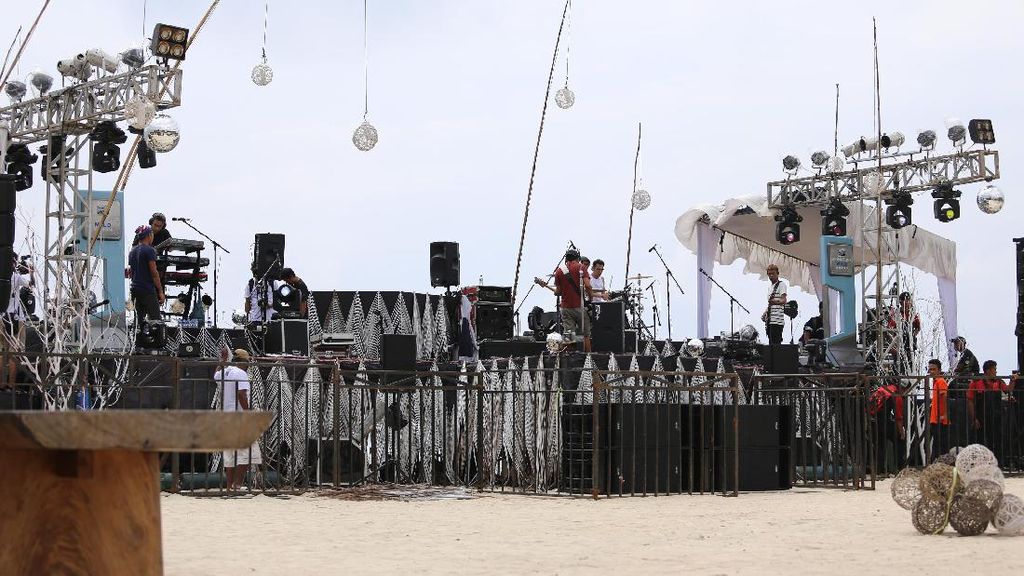Begini Suasana Check Sound NOAH Jelang Sunset Concert Begini Suasana Check Sound NOAH Jelang Sunset Concert
